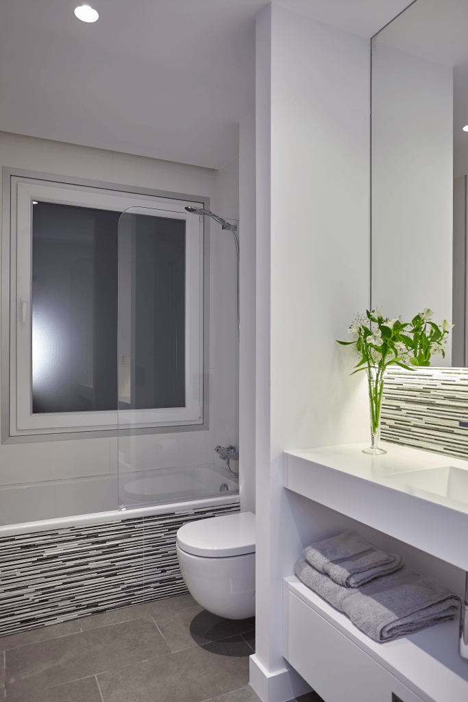 Piso Ecuador baño