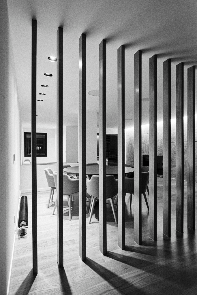 Piso García Barbón blanco y negro