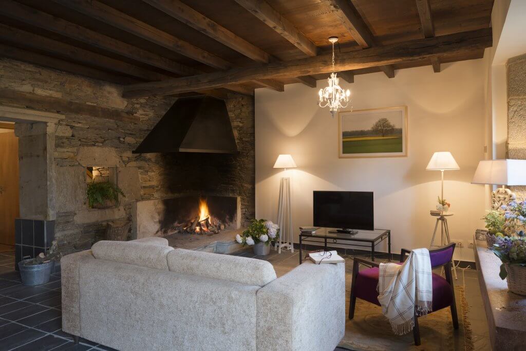 Aldea Etnográfica de Carelle - Salón 2